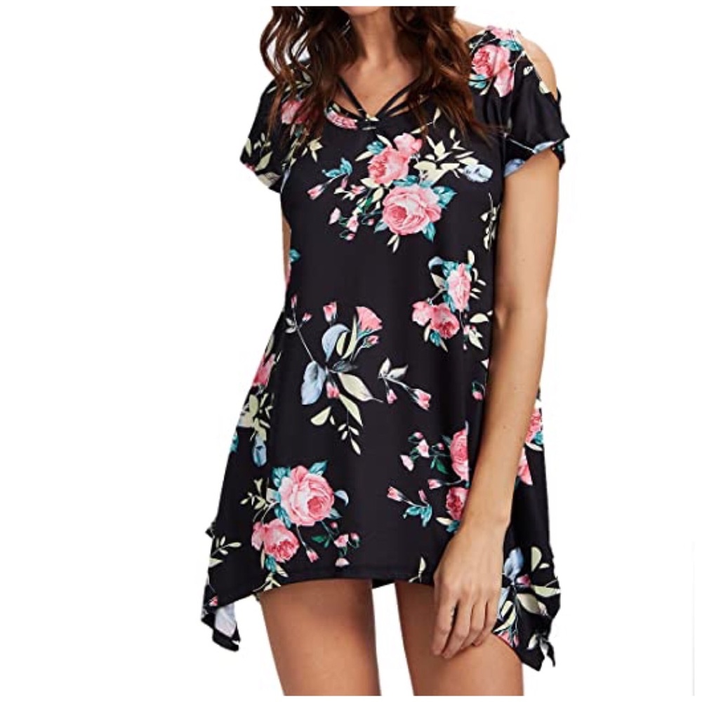 RAISEVERN Tunic Top Floral Print Criss Cross Neckline Shirt Black Tee M Medium